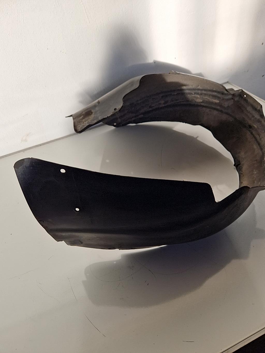 Pare boue avant droit AUDI A4 2 PHASE 1  - 1