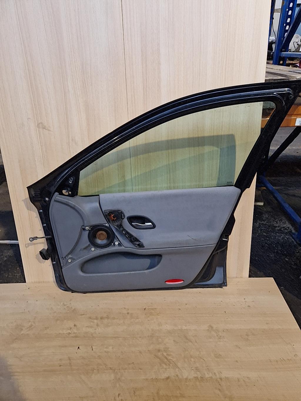 Porte avant droit RENAULT LAGUNA 2 PHASE 1 BREAK  - 1