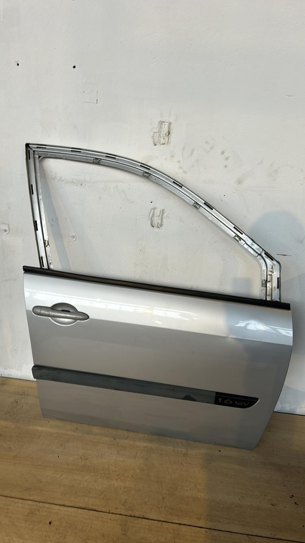 Porte avant droit RENAULT SCENIC 2 PHASE 1 Essence - 1