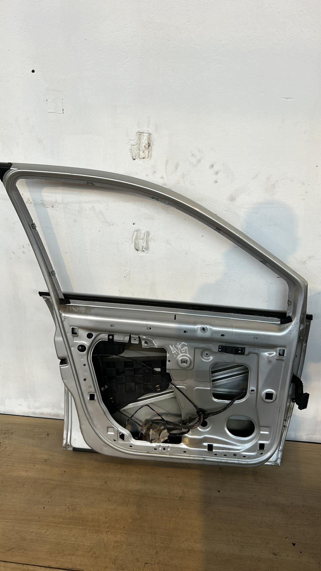 Porte avant gauche RENAULT SCENIC 2 PHASE 1 Essence - 1