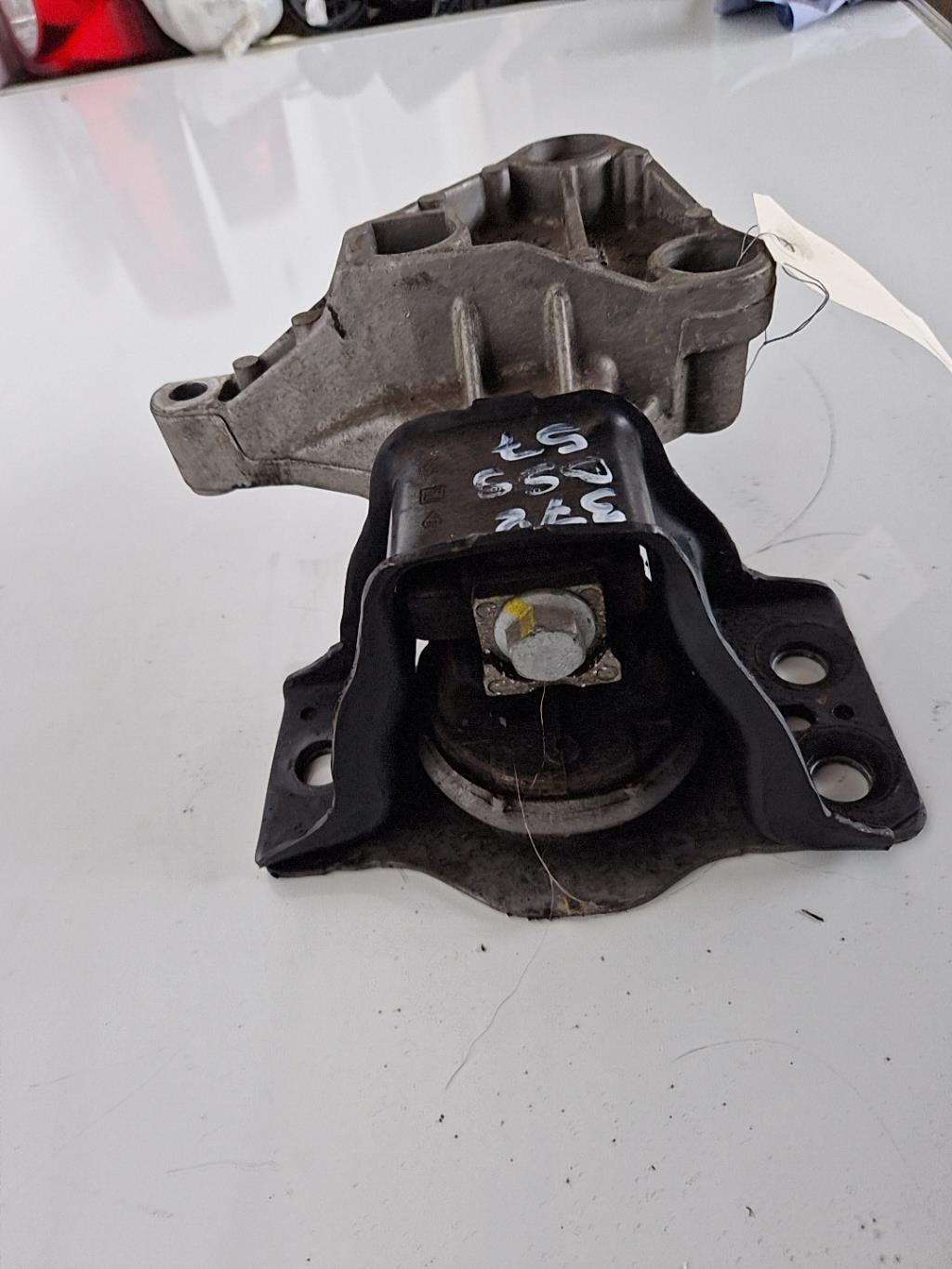 Support moteur droit DACIA LOGAN MCV 1 PHASE 1 BREAK  - 1