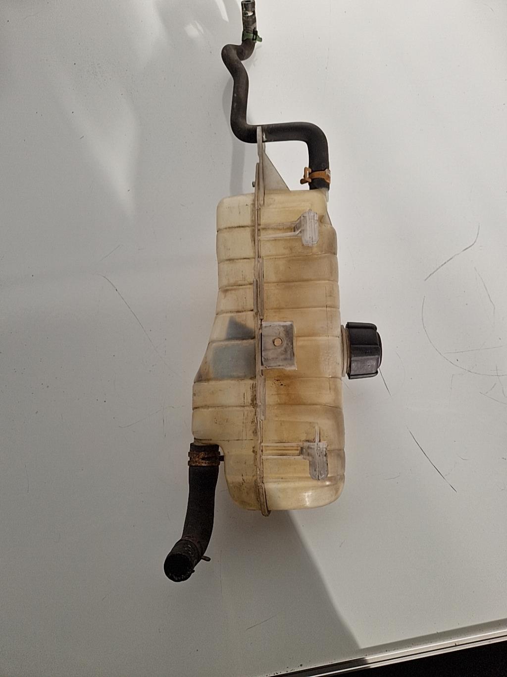 Vase d'expansion RENAULT CLIO 3 PHASE 2 Essence - 1
