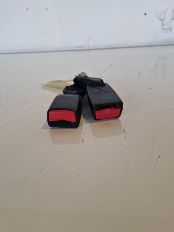 Attache ceinture arriere droit MAZDA 2 2 PHASE 1  - 1