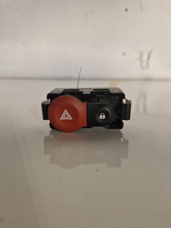 Bouton de warning RENAULT CLIO 3 PHASE 1  - 1