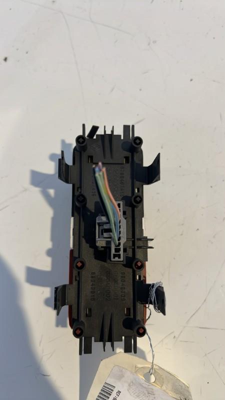 Bouton de warning RENAULT SCENIC 2 PHASE 2  - 1