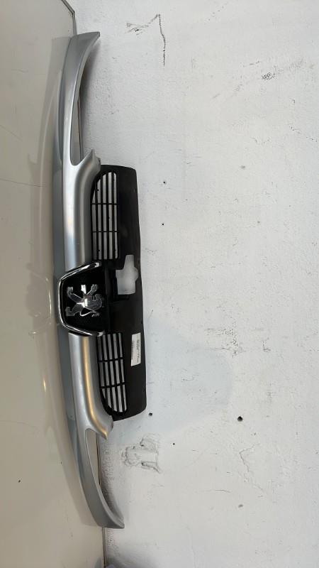 Calandre PEUGEOT 206 PHASE 1 Diesel - 1