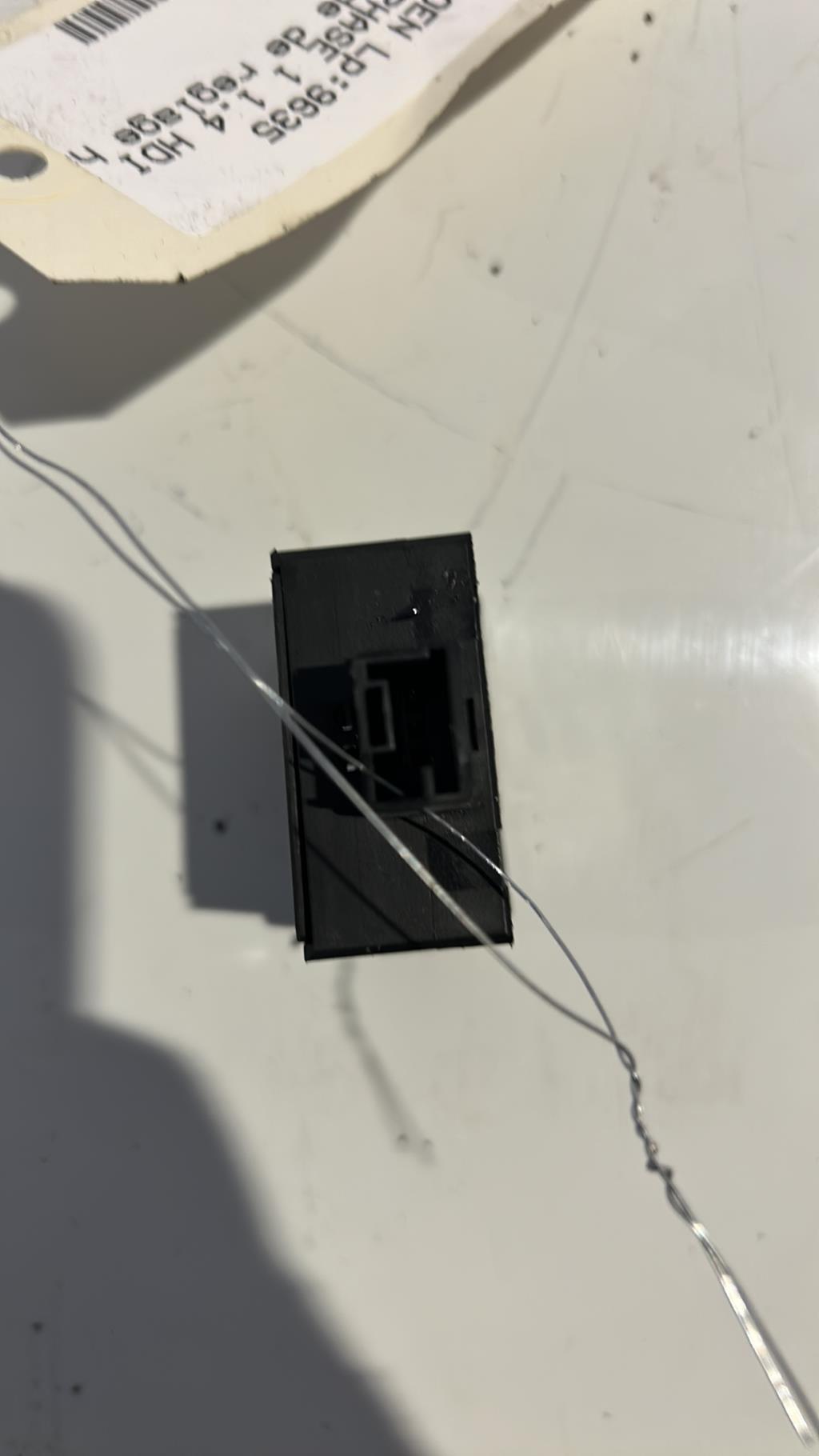 Commande de reglage hauteur de phare CITROEN C3 2 PHASE 1  - 1