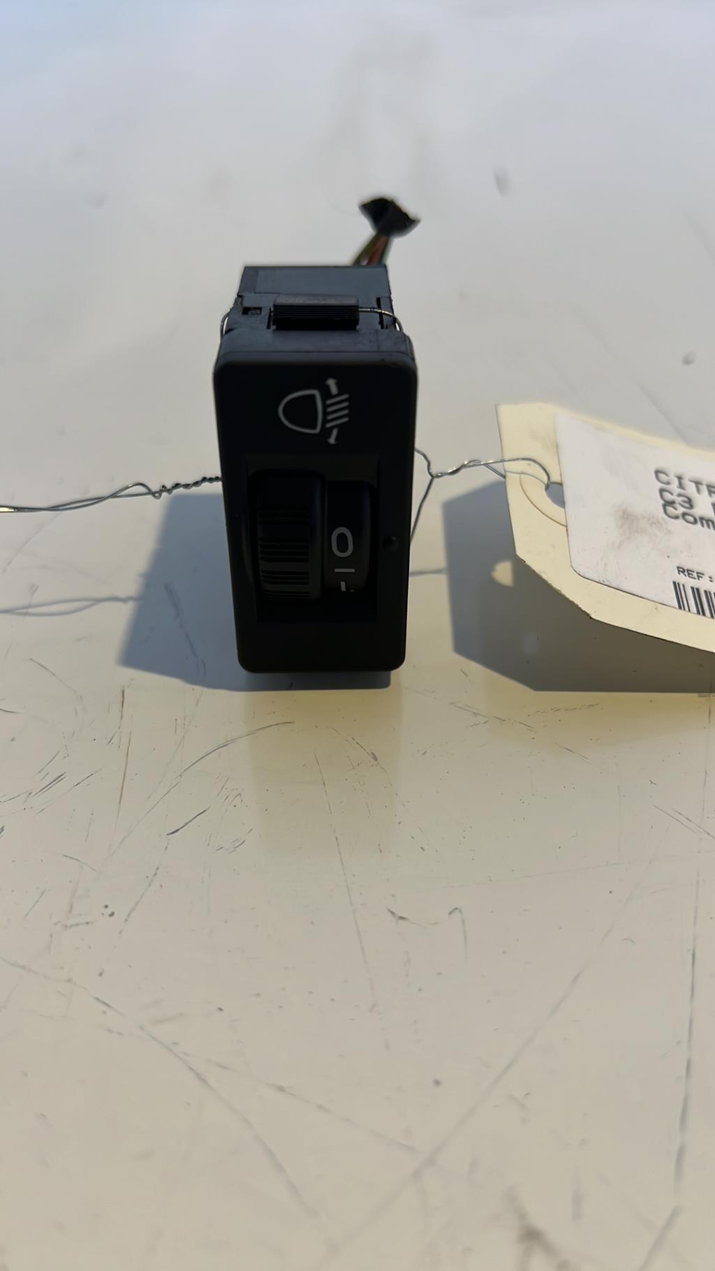 Commande de reglage hauteur de phare CITROEN C3 PICASSO PHASE 1  - 1