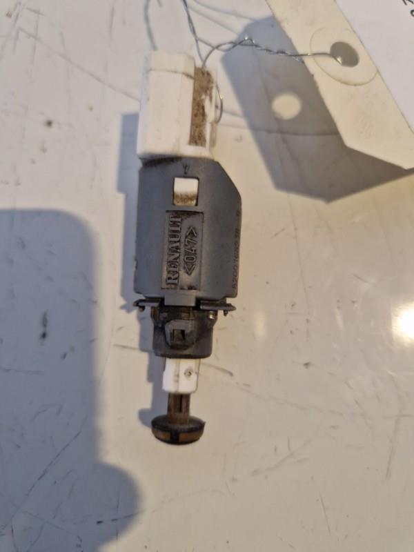 Contacteur feu stop RENAULT SCENIC 2 PHASE 2  - 1