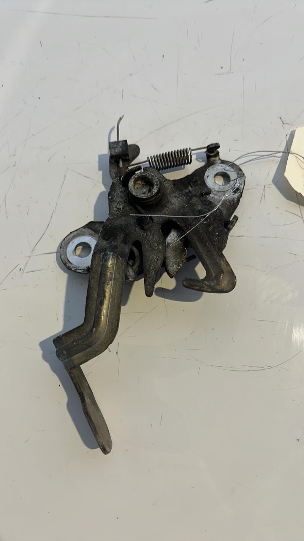 Fermeture de capot PEUGEOT 308 1 PHASE 1 Diesel - 1