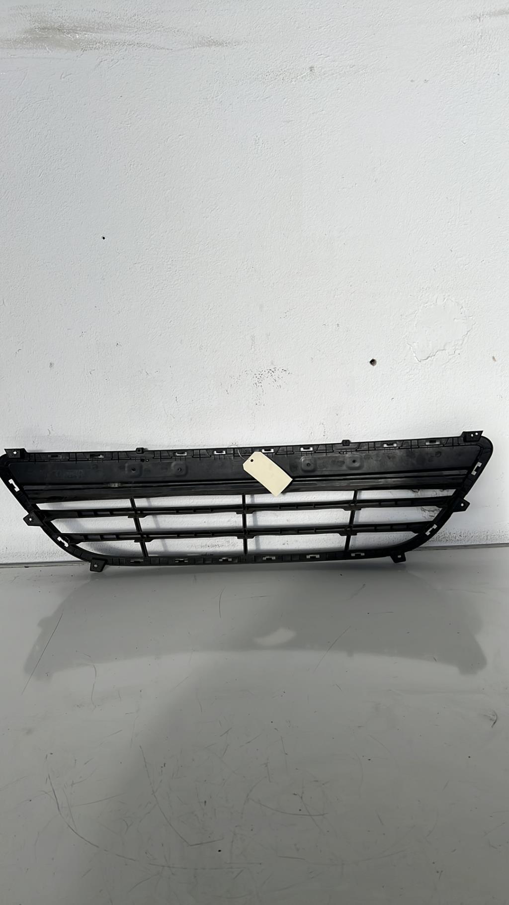 Grille de pare choc HYUNDAI I 20 1 PHASE 2  - 1