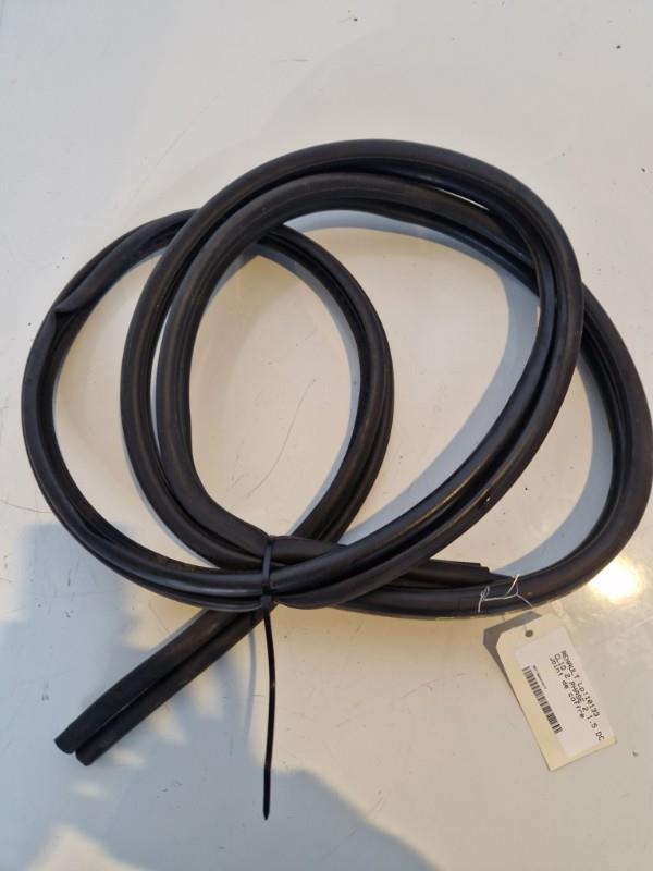 Joint de coffre RENAULT CLIO 2 PHASE 2 Diesel - 1