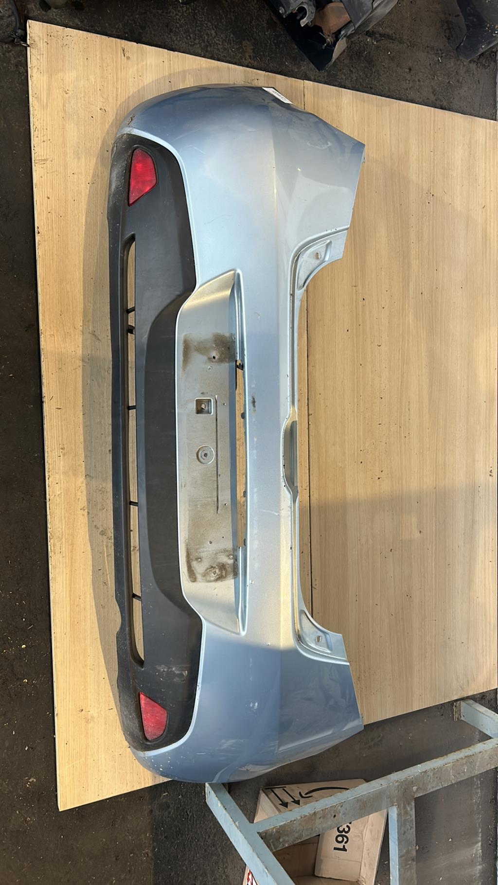 Pare choc arriere MAZDA 2 2 PHASE 1  - 1