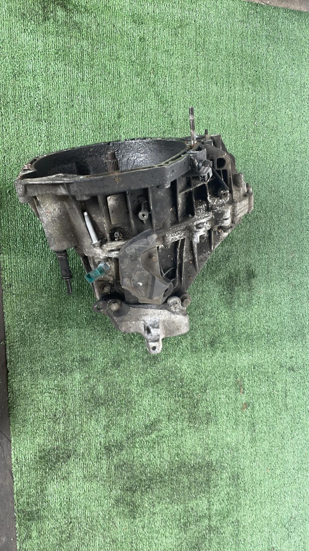 Boite de vitesses RENAULT SCENIC 3 PHASE 1 Diesel - 1