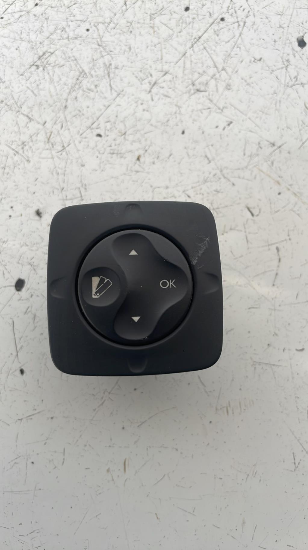 Commande GPS RENAULT SCENIC 3 PHASE 1 Diesel - 1