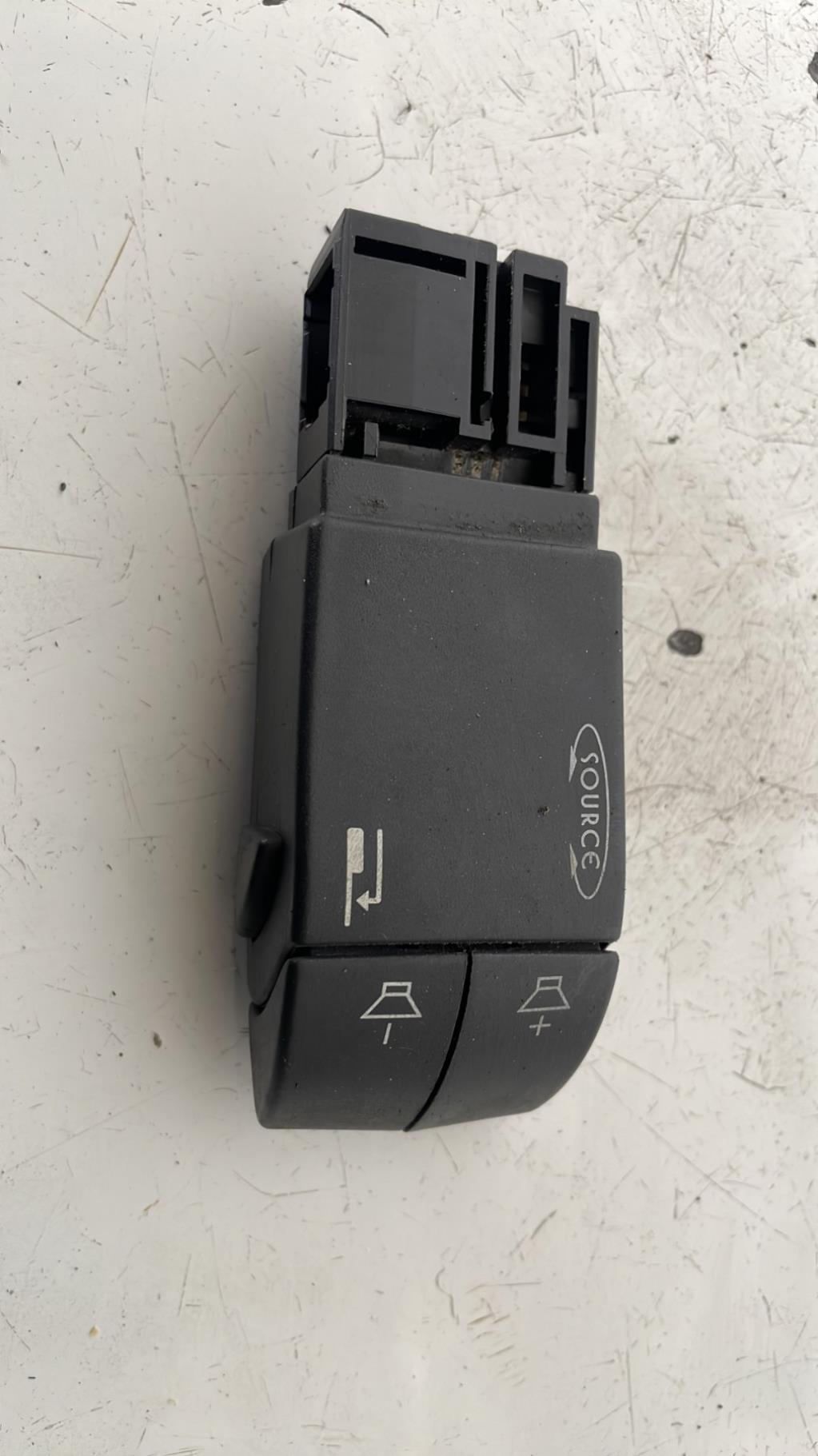 Commande autoradio RENAULT MASTER 2 PHASE 2 Diesel - 1