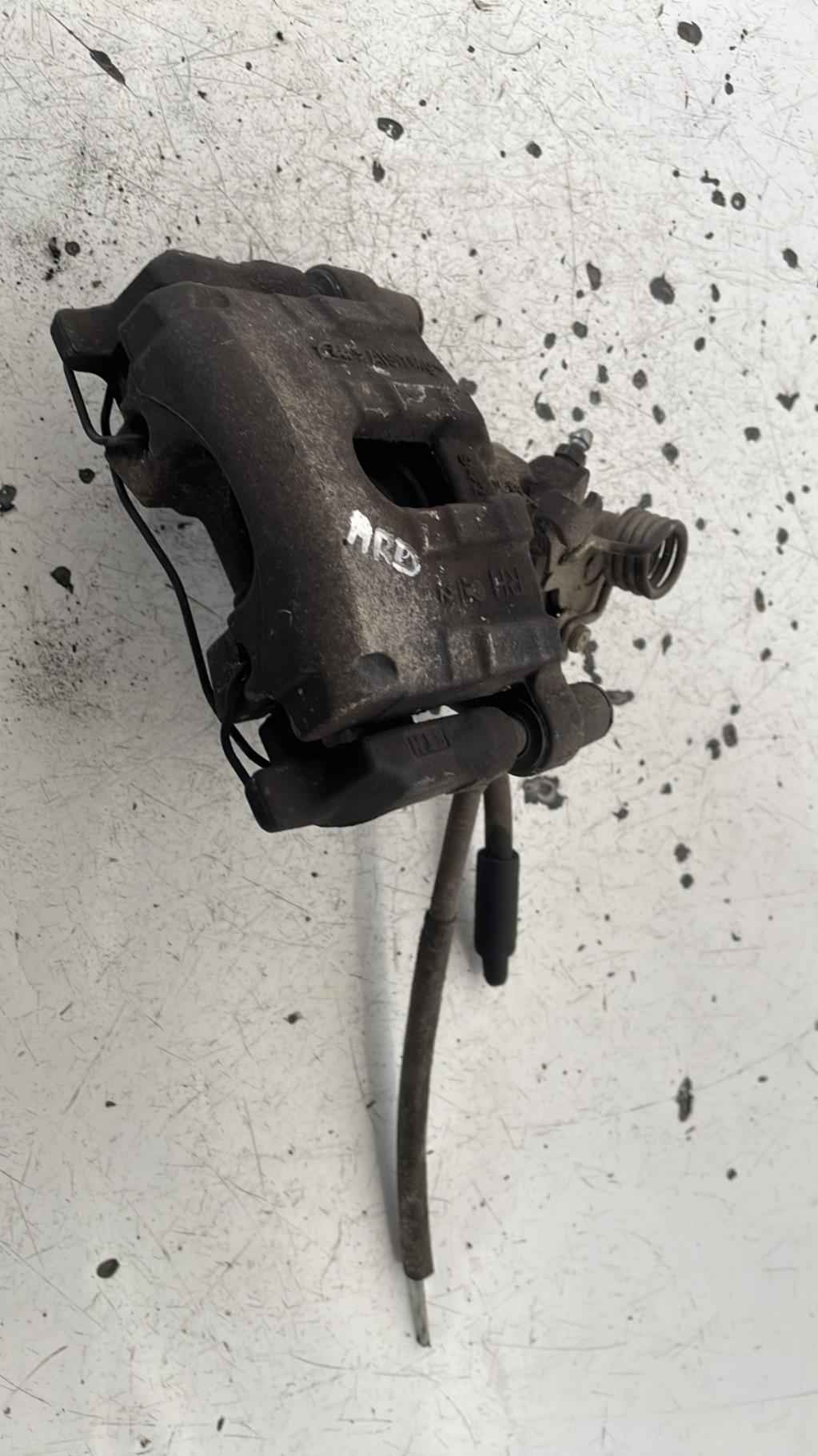 Etrier arriere droit (freinage) MAZDA 5 1 PHASE 1 Diesel - 1