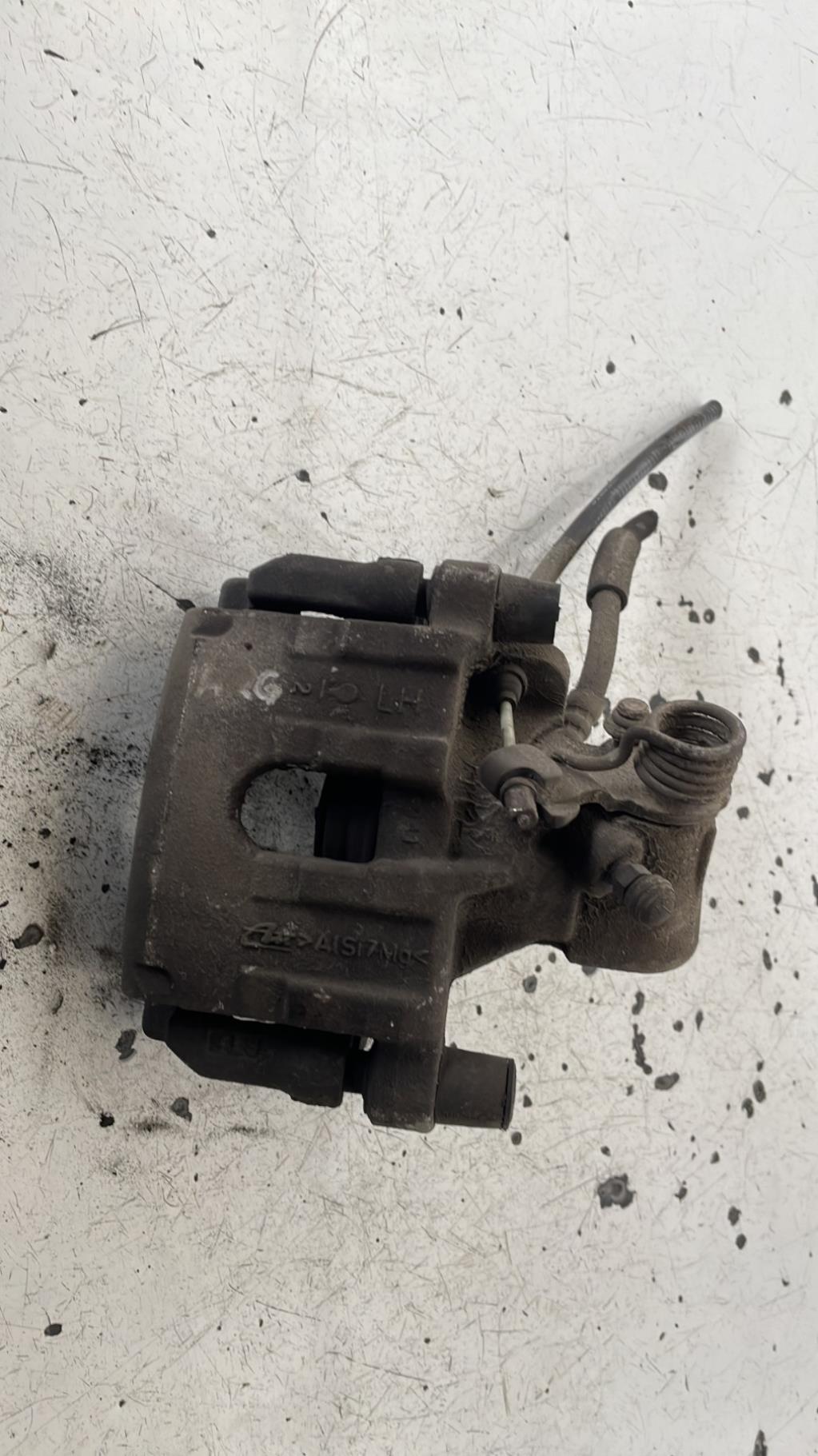 Etrier arriere gauche (freinage) MAZDA 5 1 PHASE 1 Diesel - 1