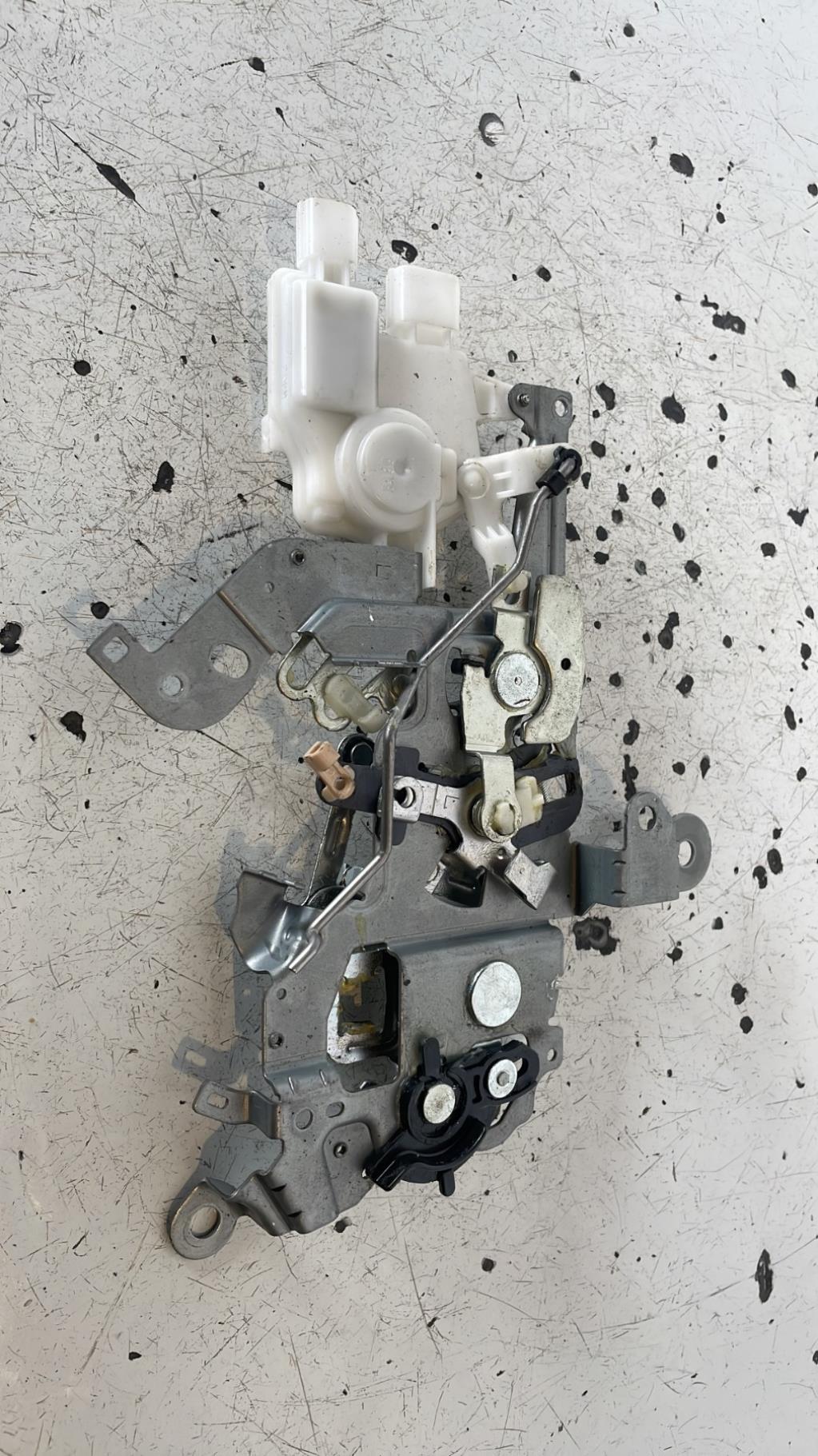 Fermeture centralisee arriere gauche MAZDA 5 1 PHASE 1 Diesel - 1