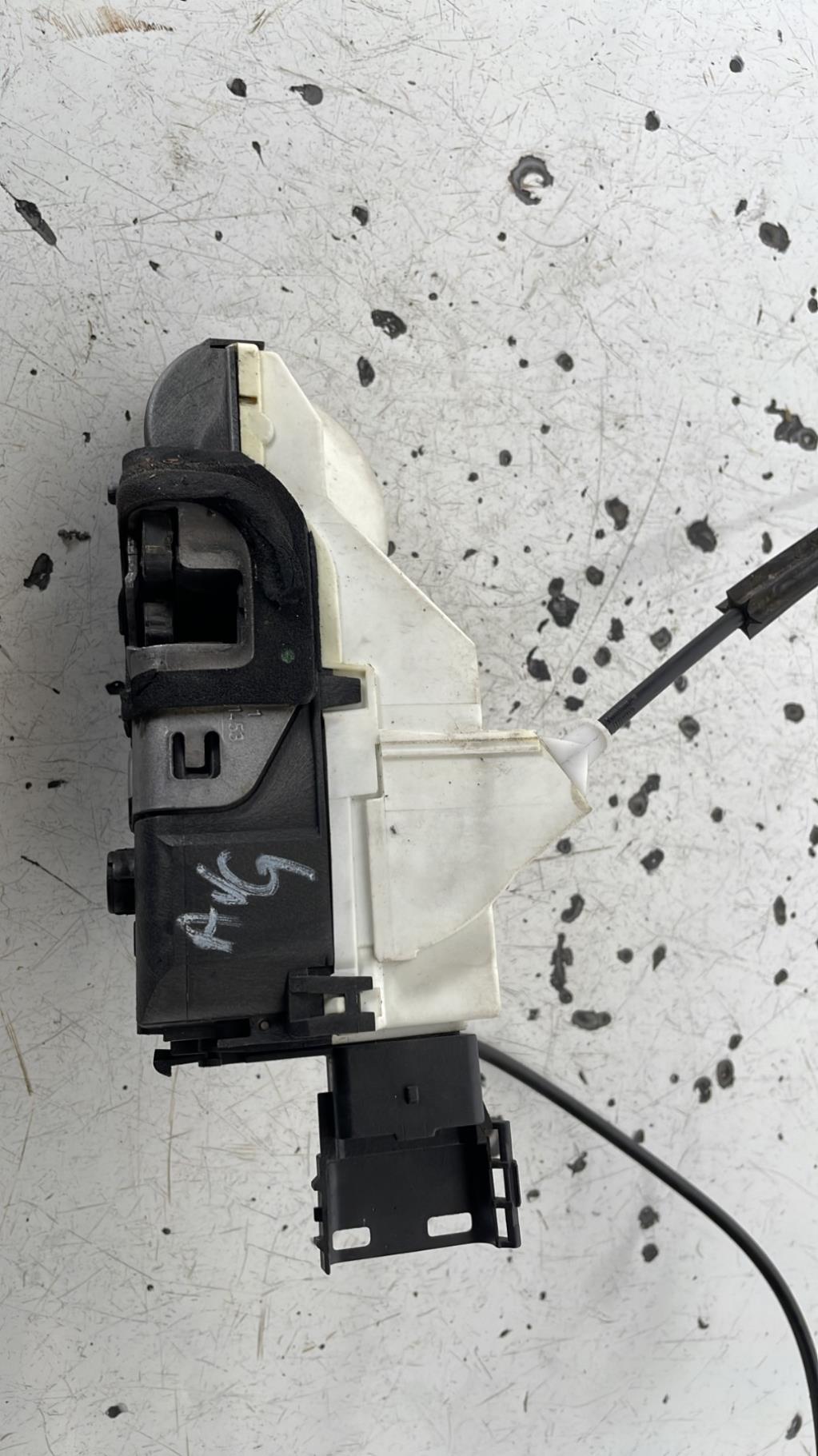 Fermeture centralisee avant gauche CITROEN C5 2 BREAK Diesel - 1