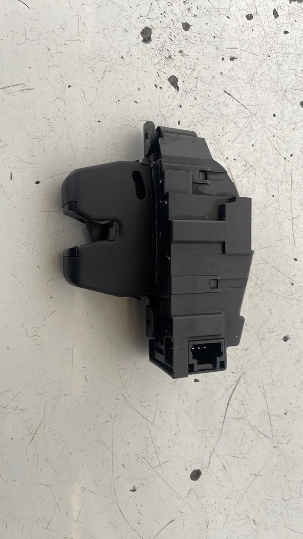 Fermeture centralisee coffre CITROEN C5 2 BREAK Diesel - 1