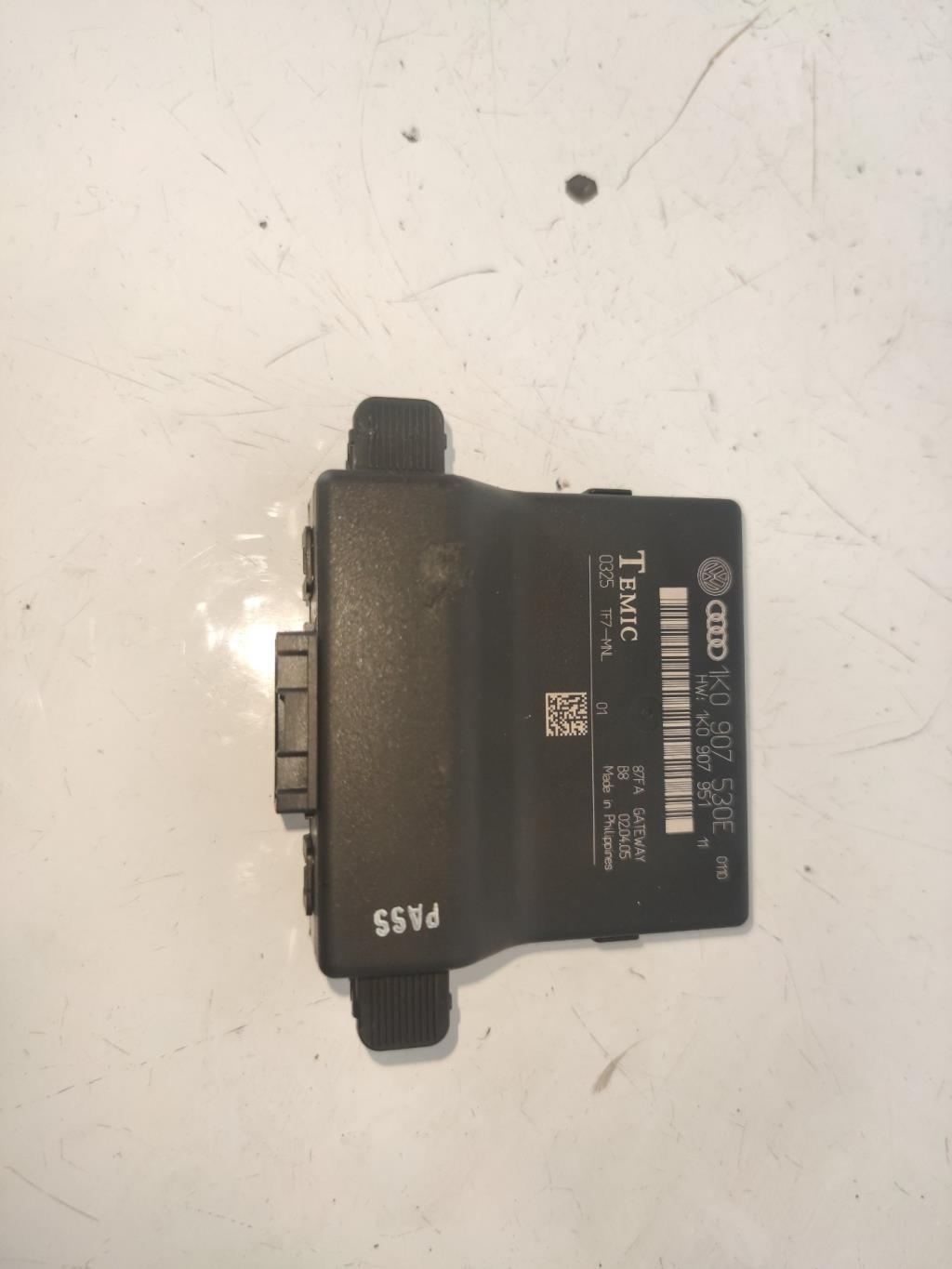 Module électronique VOLKSWAGEN GOLF 5 Essence - 1