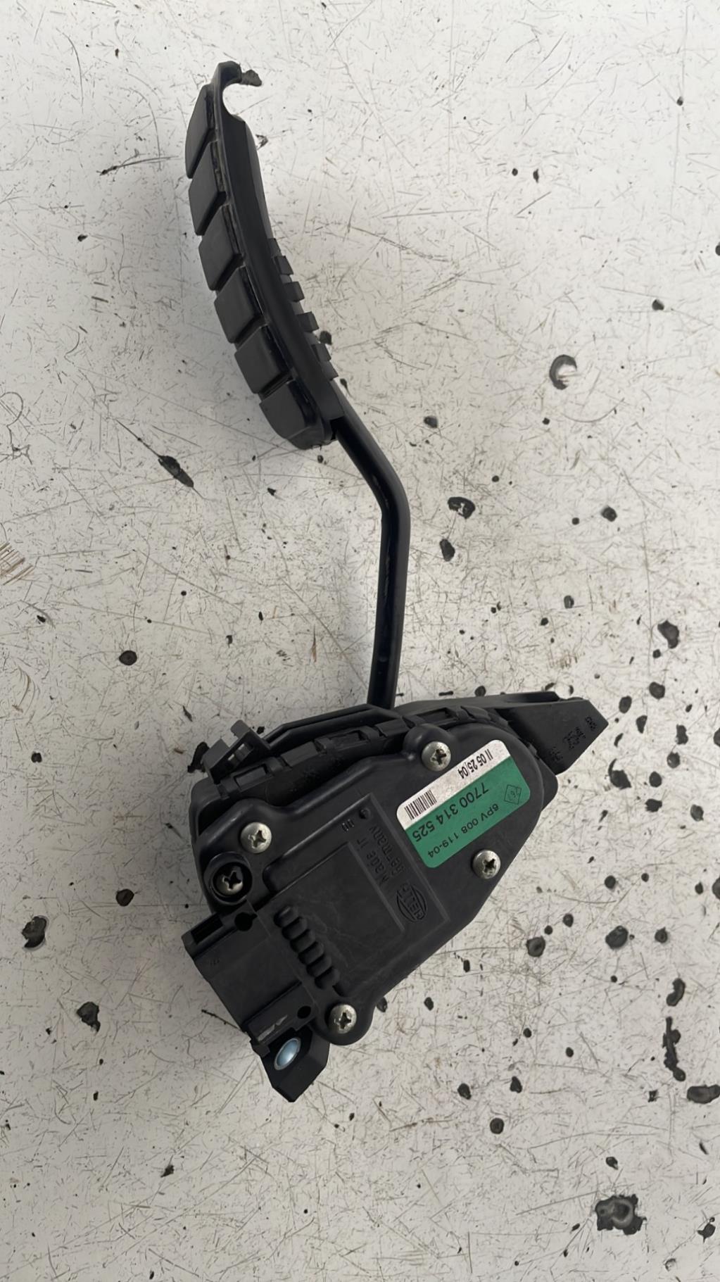 Pedale d'accelerateur RENAULT MASTER 2 PHASE 2 Diesel - 1