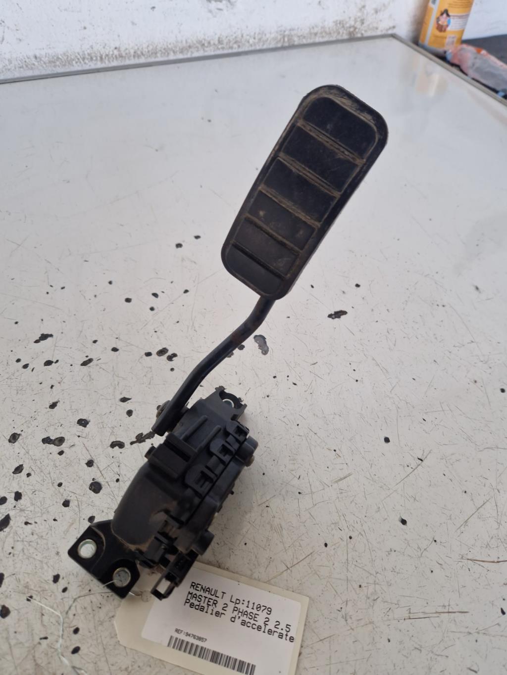 Pedale d'accelerateur RENAULT MASTER 2 PHASE 2 Diesel - 1