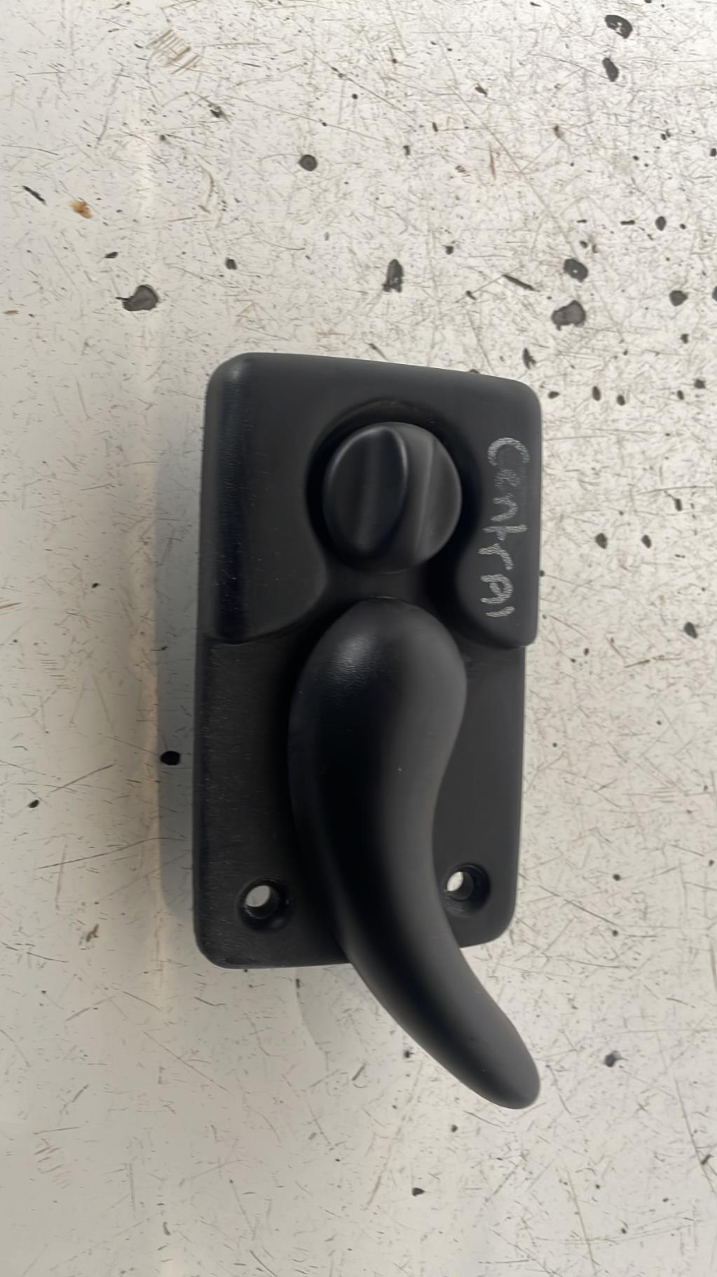 Poignee interieur porte laterale droite RENAULT MASTER 2 PHASE 2 Diesel - 1