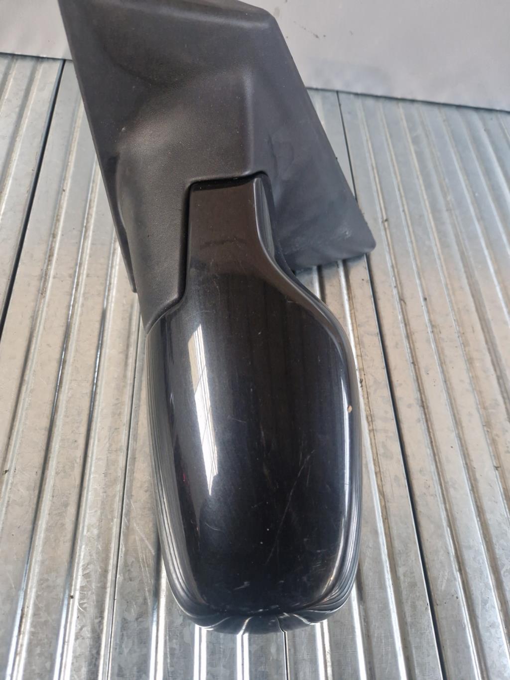 Retroviseur gauche RENAULT CLIO 3 PHASE 1 Essence - 1
