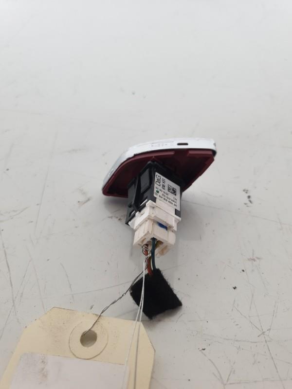 Bouton de warning CITROEN DS3 PHASE 1 Essence - 1