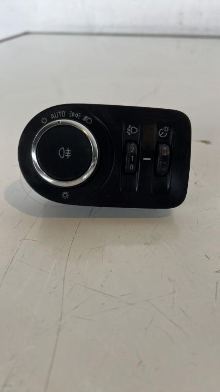 Commande de reglage hauteur de phare OPEL CORSA D PHASE 2 Diesel - 1