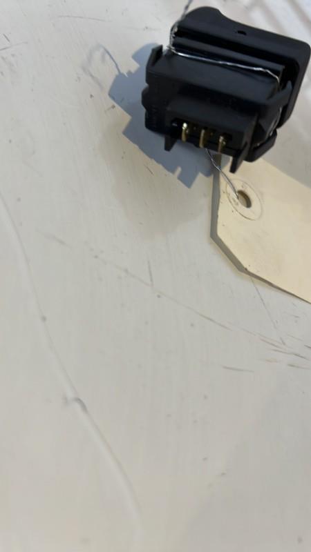 Commande degivrage lunette arriere RENAULT SUPER 5  - 1