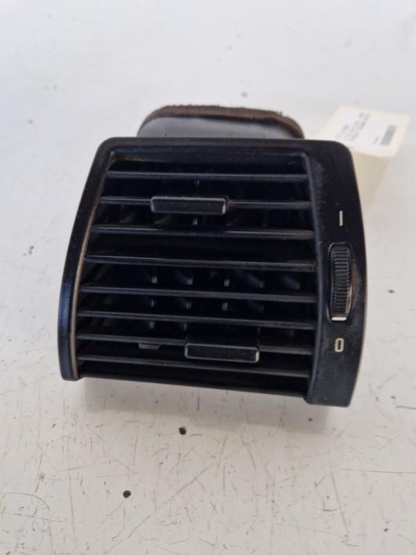 Aerateur tableau de bord BMW X5 E53 Diesel - 1