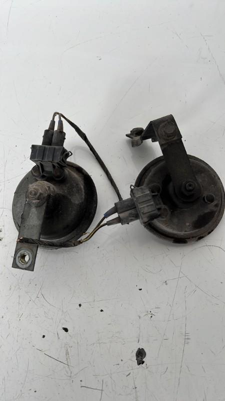 Avertisseur/Klaxon VOLKSWAGEN GOLF 3 Essence - 1