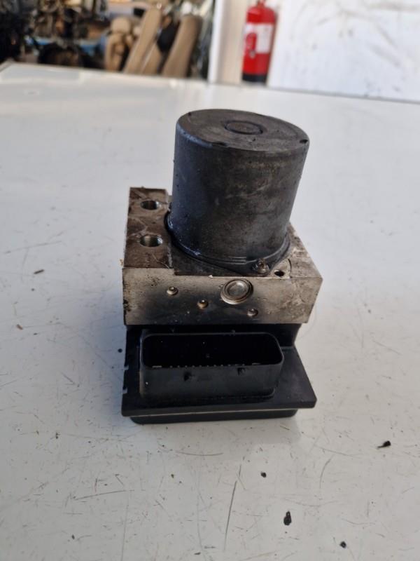 Bloc ABS (freins anti-blocage) BMW X5 E53 Diesel - 1