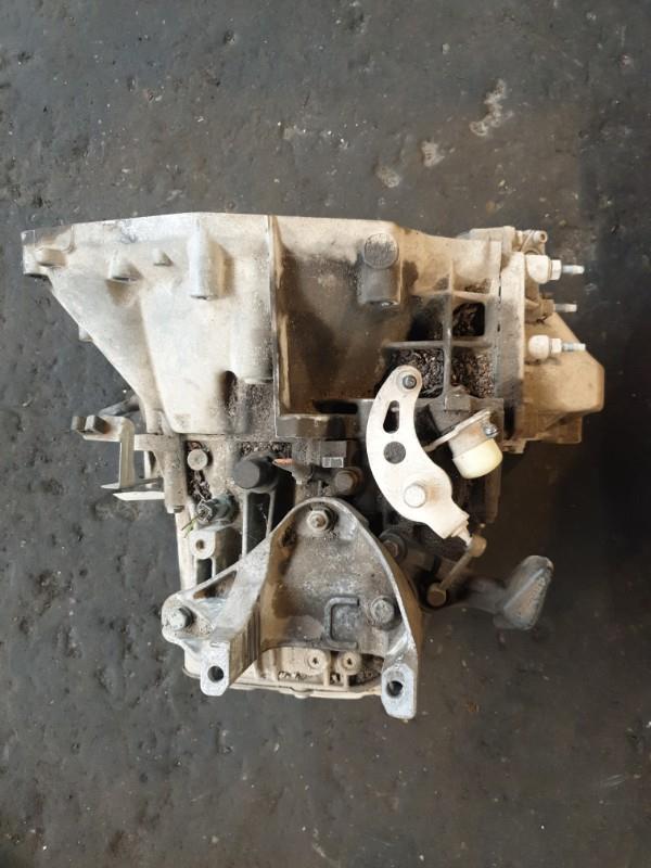 Boite de vitesses PEUGEOT 407 PHASE 1  - 1