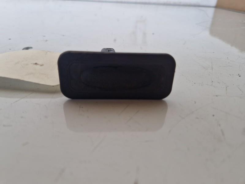 Bouton de coffre RENAULT MEGANE 2 PHASE 2 Diesel - 1