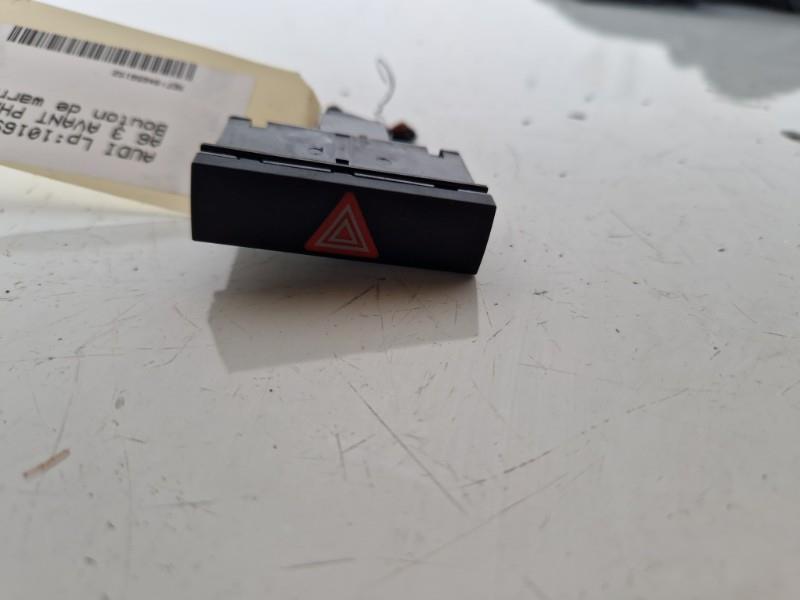 Bouton de warning AUDI A6 3 AVANT PHASE 1 BREAK Diesel - 1