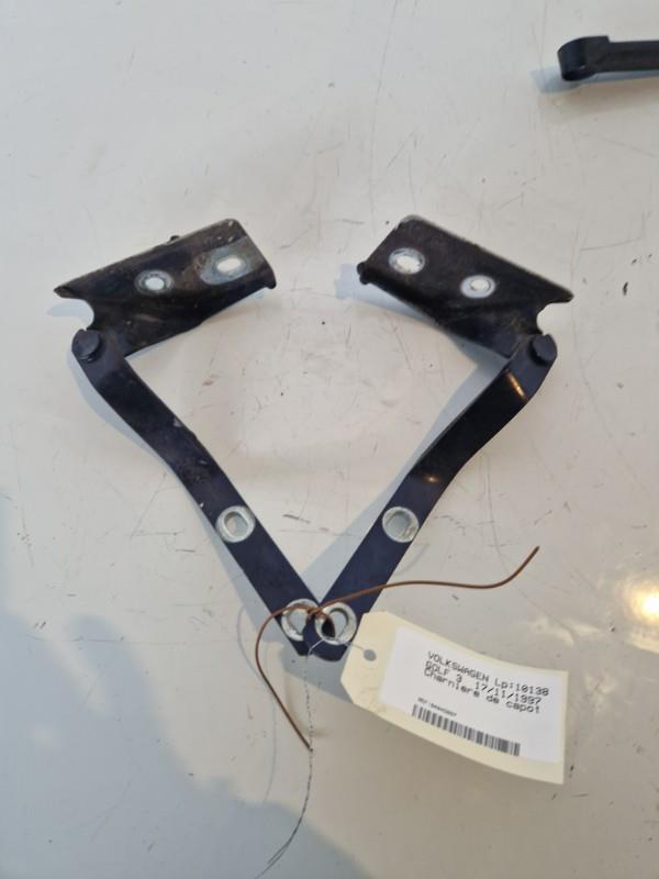 Charniere de capot VOLKSWAGEN GOLF 3 Essence - 1