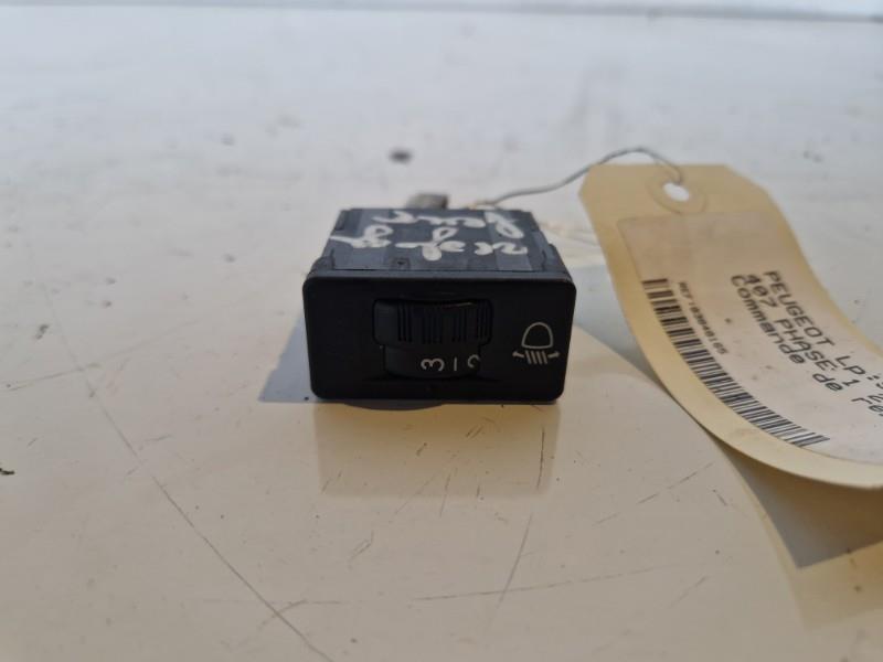 Commande de reglage hauteur de phare PEUGEOT 407 PHASE 1  - 1