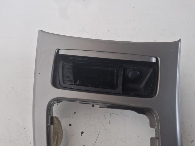 Console central (interieur plastique) BMW SERIE 3 E90 PHASE 1 Diesel - 1