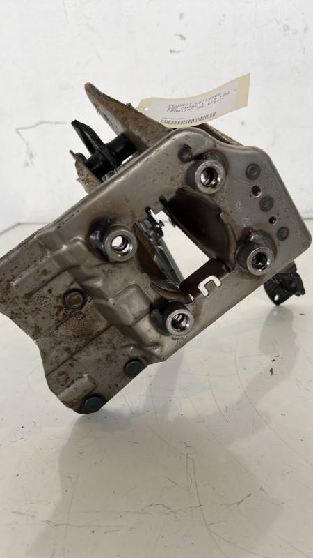 Pedale de frein PEUGEOT 207 PHASE 1 Diesel - 1