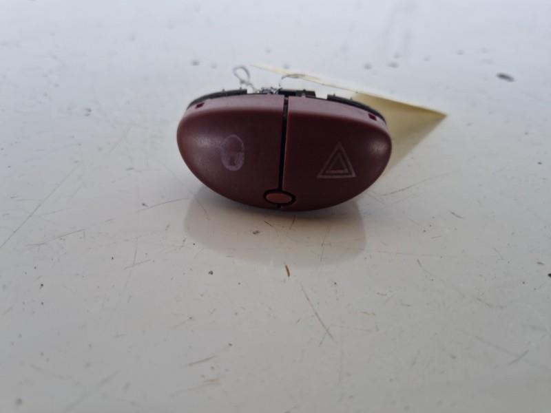 Bouton de warning CITROEN XSARA PICASSO PHASE 1 Diesel - 1