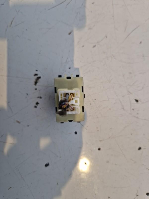 Interrupteur de leve vitre DACIA SANDERO 2 PHASE 2 Essence - 1