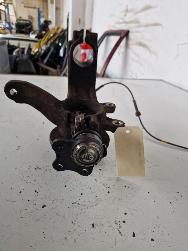 Moyeu avant gauche MAZDA 2 1 Diesel - 1