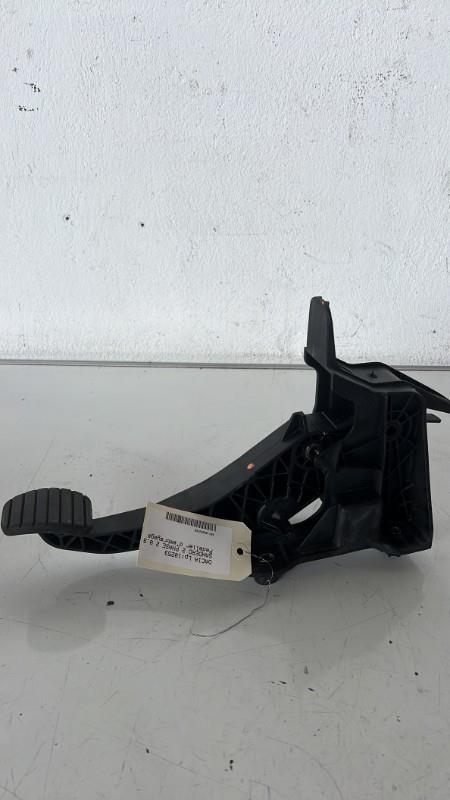 Pedale d'embrayage DACIA SANDERO 2 PHASE 2 Essence - 1