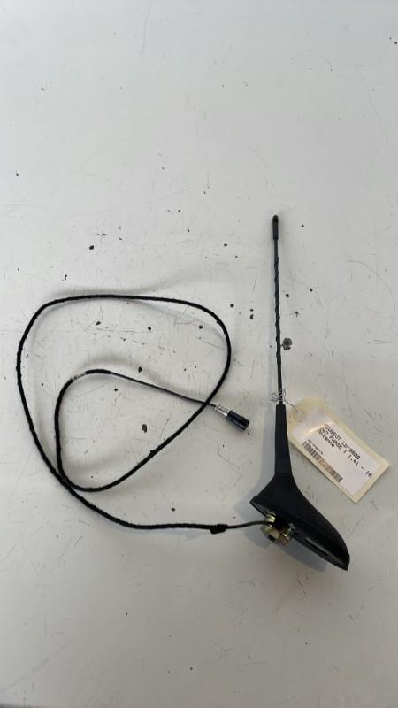 Antenne PEUGEOT 207 PHASE 1 Essence - 1