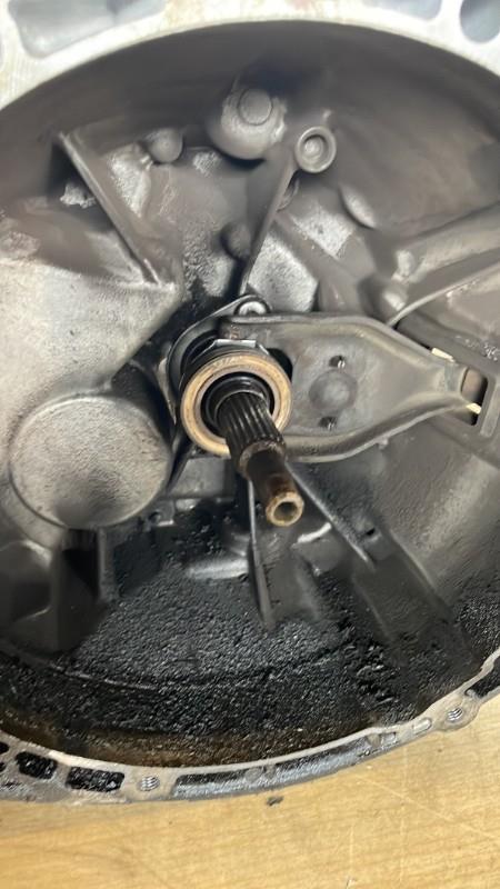 Boite de vitesses PEUGEOT 307 PHASE 2 BREAK Diesel - 1