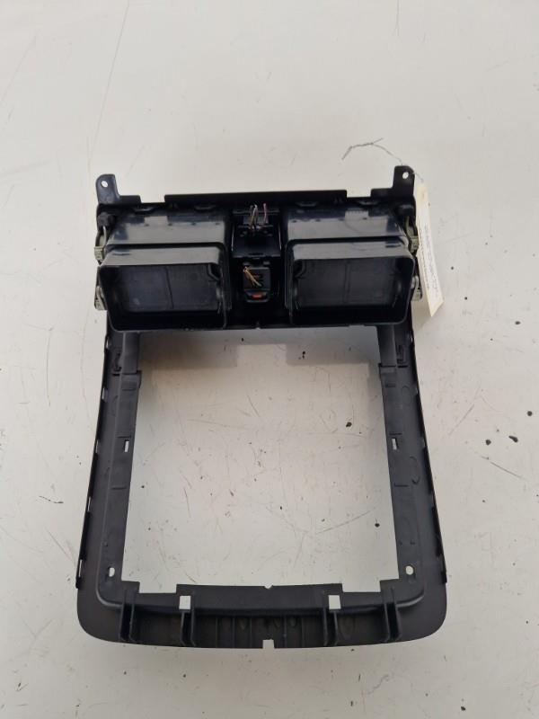 Bouton de warning VOLKSWAGEN TOURAN 1 PHASE 1 Diesel - 1